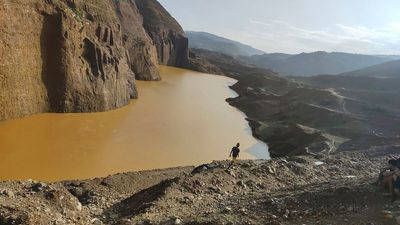 Rescuers recover 33 bodies from a landslide at a Myanmar jade mine, with 3 people still missing