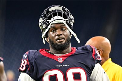 Titans agree to terms with DL Michael Dwumfour among 2 moves