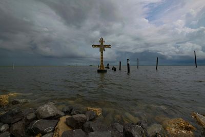 New study finds far more hurricane-related deaths in US, especially among poor and vulnerable