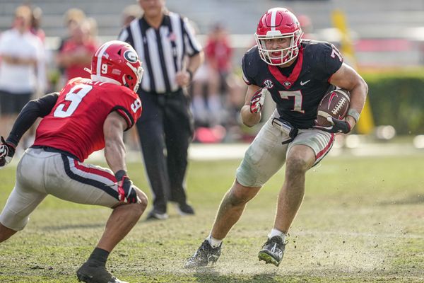 Patriots Camp Report 08.14.23: Mike Gesicki leaves with injury