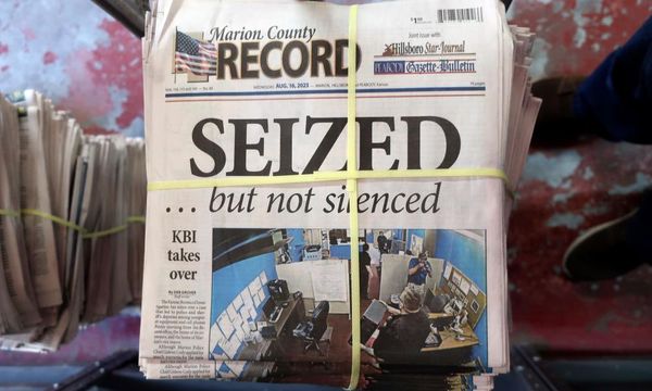 Kansas newspaper raided by police to have seized items returned
