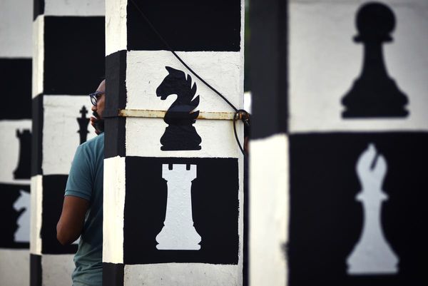 Chess: World chess federation bars transgender players from women's events