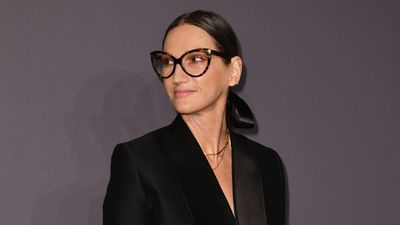 Jenna Lyons's simple trick for giving your bathroom fixtures a "vintage" patina is a masterful take on quiet luxury
