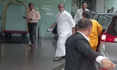 Rajinikanth returns to Ranchi after visit to Rajrappa temple
