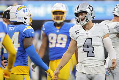 Derek Carr competing with a familiar opponent at Saints-Chargers joint practices