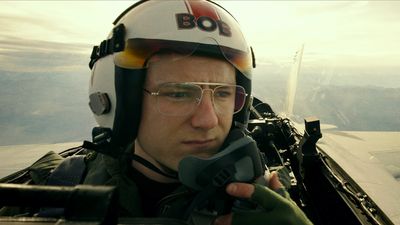 Top Gun: Maverick’s Lewis Pullman Recalled The Wild Way The Cast Peed While Filming Flight Sequences, And I’m Not Sure I Could’ve Handled It