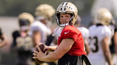 Saints Training Camp: Derek Carr Settling in With Wideouts, New Orleans Food