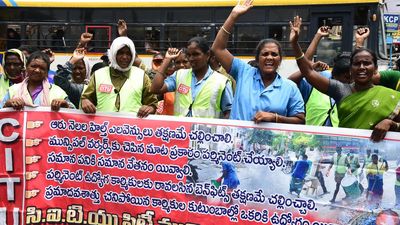 Municipal workers in Vijayawada demand fair deal