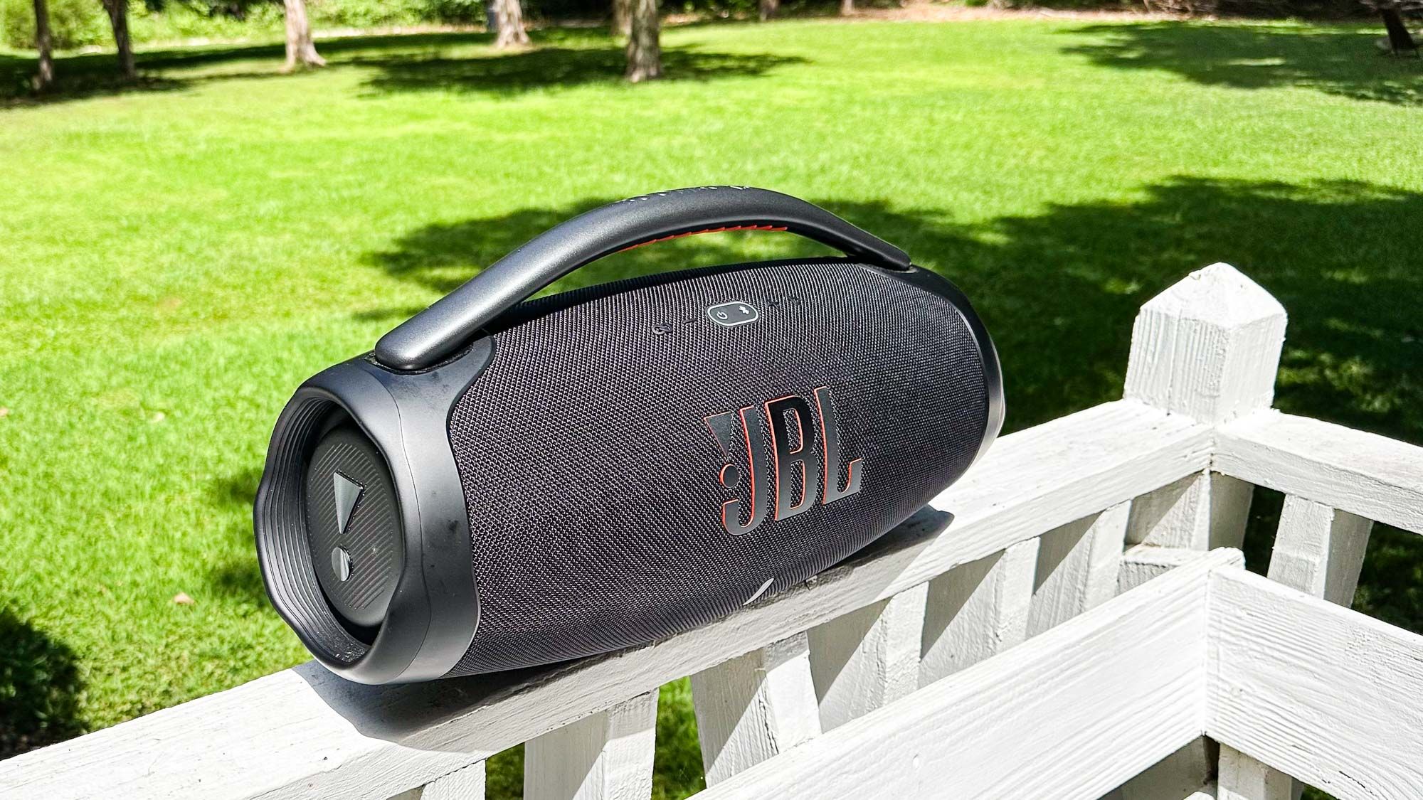 JBL Boombox 3 review