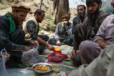 The former Afghan soldiers turning to gem mining to survive