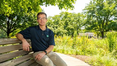 Hear the buzz: S&C Electric brings new pollinator garden to Rogers Park
