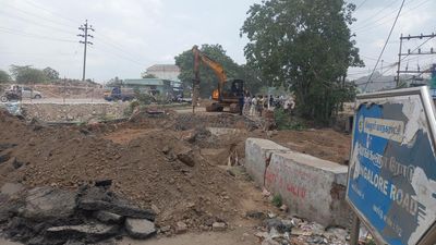 Work to construct new bridge on Old Bangalore Road begins to prevent inundation in Vellore town