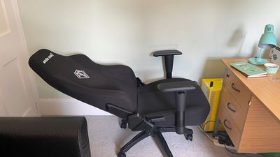 AndaSeat Phantom 3 Gaming Chair review - a great budget chair for work and play