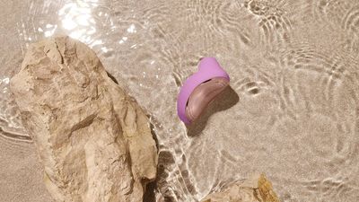 LELO SONA 2 Travel: size matters with LELO’s new pocket-sized sex toy