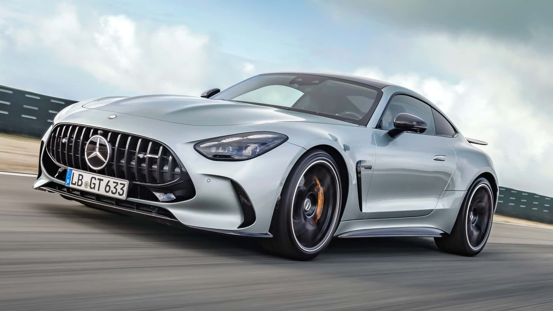 2024 MercedesAMG GT Coupe Debuts With 2+2 Seats, AWD,…