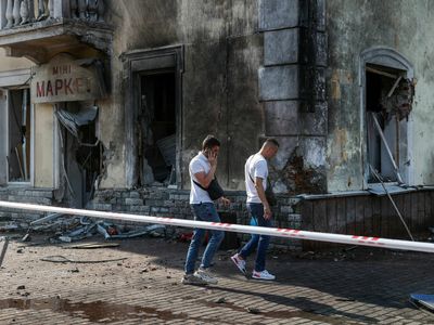 Russian missile kills 7 and injures 90 in northern Ukrainian city amid local holiday