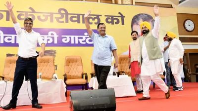 Arvind Kejriwal kicks off poll campaign in Chhattisgarh, unveils 10-point AAP guarantee