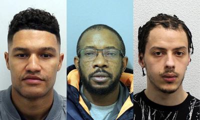 Three convicted after Met police sting operation recovers £2m Ming vase