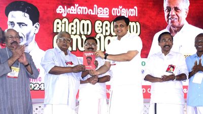 Centre destabilising Kerala, says Riyas