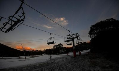 Three snowboarders injured after chair detaches from Thredbo ski lift in ‘freak gust of wind’