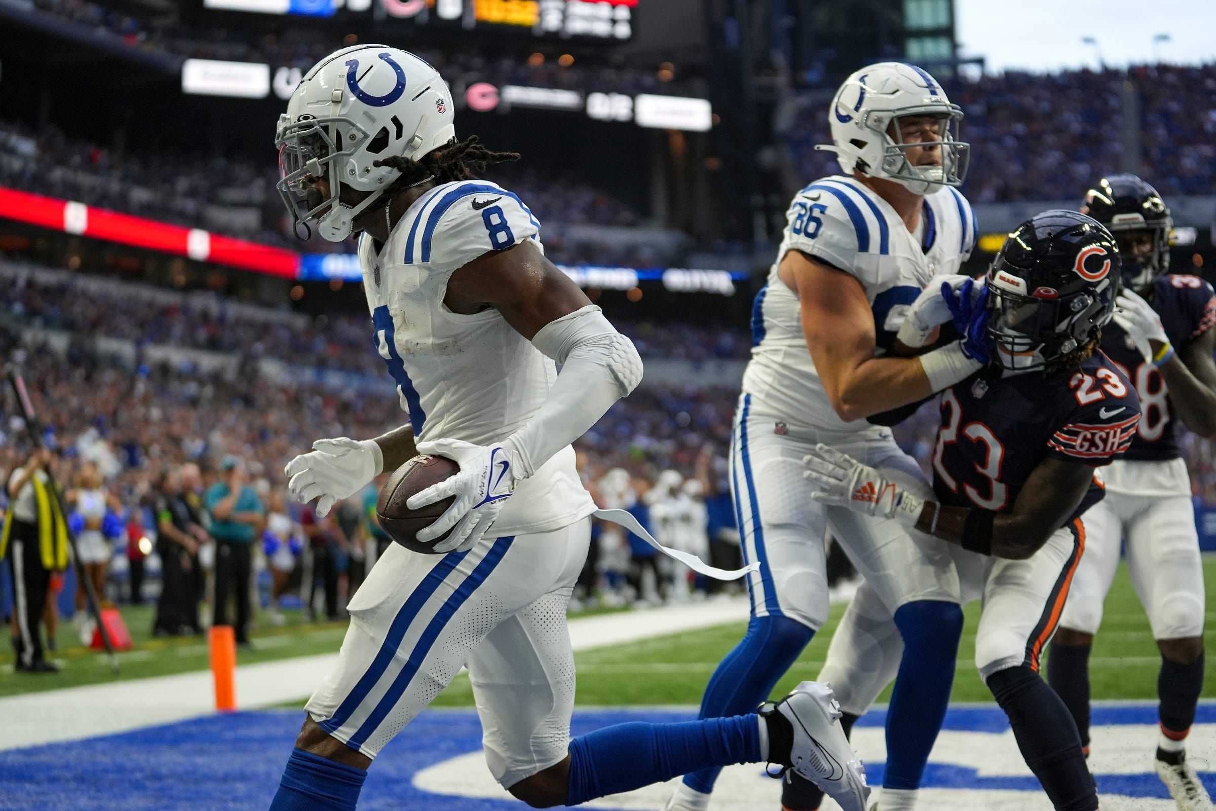 Indianapolis Colts: Studs and duds from 24-17 loss to Tennessee Titans