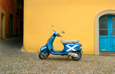 Scotland to Tuscany:  Going to 'the most ­Scottish town in Italy' by Vespa