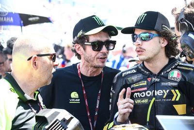 Rossi “pushing” Bezzecchi to remain with VR46 in MotoGP despite factory Ducati offer