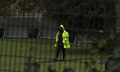 More than 100 Manston asylum camp guards unable to start work