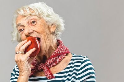 Does Eating Apples Really Promote Health? A Nutritionist Reveals What the Data Actually Shows