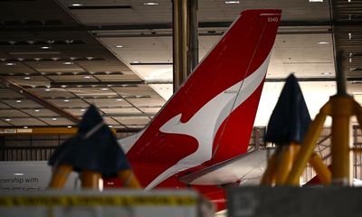 Qantas accused of misleading conduct over advertising flight own sales staff could not find