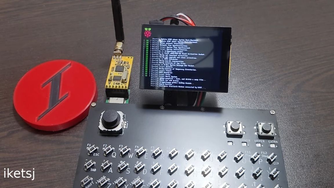 Raspberry Pi Cyberdeck Uses Custom Rp2040 Keyboard And 5074