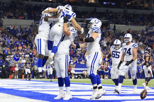 See it: Colts' Anthony Richardson rocks Super Bowl XLI jacket pregame