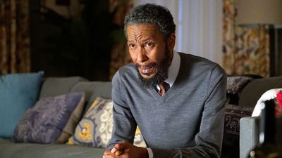 This Is Us' Mandy Moore, Sterling K. Brown And Others Mourn Ron Cephas Jones After His Death At 66
