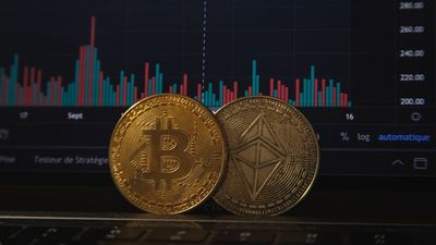 Bitcoin, Ethereum, Dogecoin Trade Mixed Following Market Turmoil