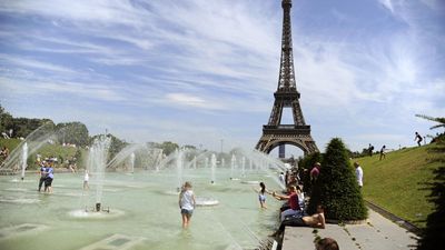 Fifty departments on high alert as heatwave continues across France