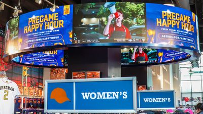 Dual-Sided LED Halo Display Lights Up Houston Astros Team Store