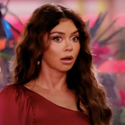 'Love Island USA' Host Sarah Hyland Served Up a Quick Comeback to a Contestant's Insult