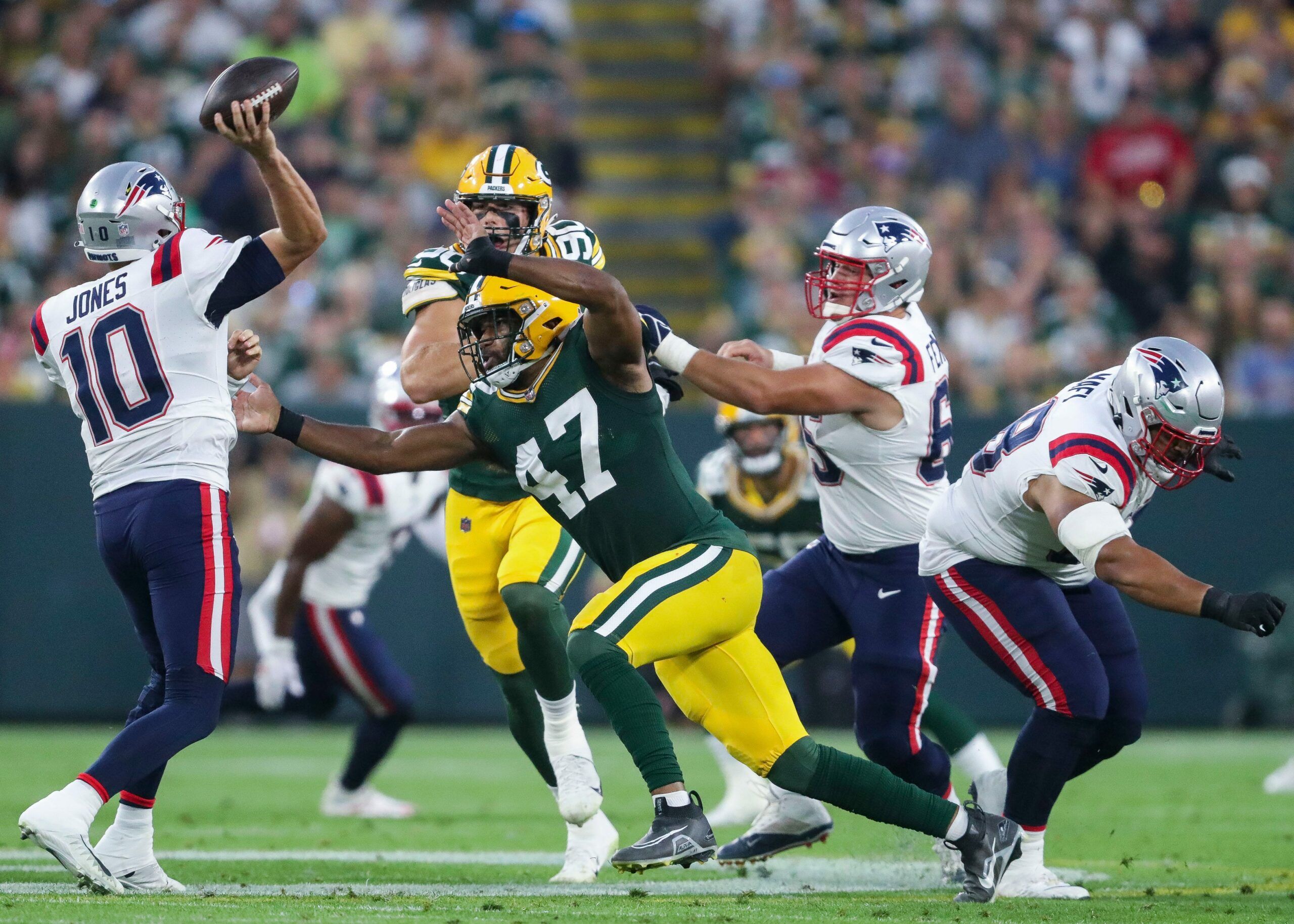 Green Bay Packers: Jordan Love and Anders Carlson Highlight Studs and Duds  Performances vs the New England Patriots