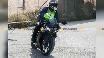 Spotted: Triumph Daytona 660 Out Doing Some Road Testing In Europe