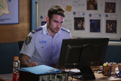 Home and Away spoilers: Cash Newman is SUSPICIOUS!