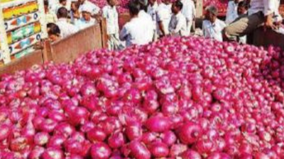 Why soaring onion prices may hurt govt more than tomatoes