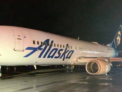 Alaska Airlines flight makes hard landing during California storms