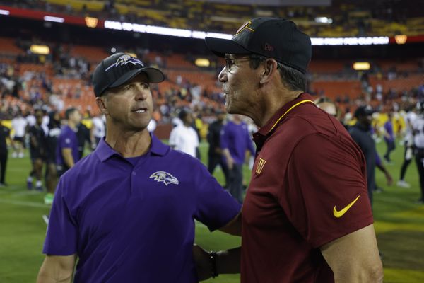 Meirov] New #Commanders owner Josh Harris thinking Joe Buck wanted a  handshake and then Troy Aikman trying to hold his laughter in is just  perfect 