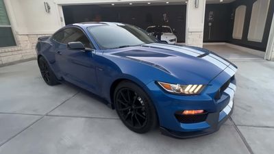 Mustang Shelby GT350 Owner Doesn't Regret Buying Car Instead Of House