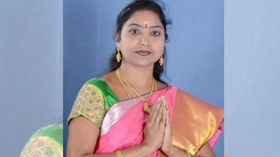 BRS MLA Rekha Naik applies for Congress ticket even before joining the party