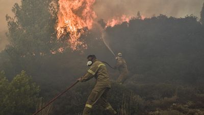 Two dead as Greece battles growing wildfire front