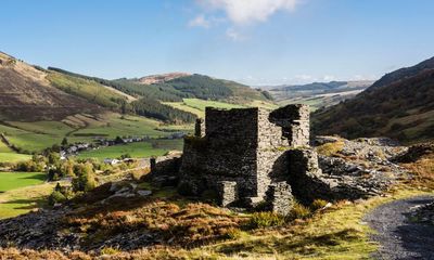 ‘Phantom post snatcher’ on Snowdonia Slate Trail wrongfoots ramblers