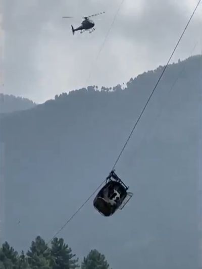 All 8 people who were trapped in a dangling cable car in Pakistan have been rescued
