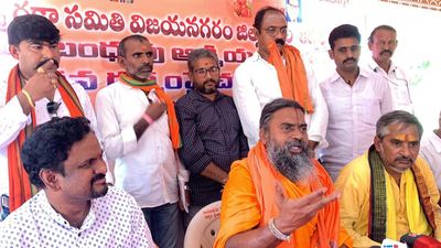 Sadhu Parishad chief calls for collective efforts to protect Hinduism