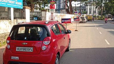 Thiruvananthapuram City police introduce wheel locks to curb illegal parking